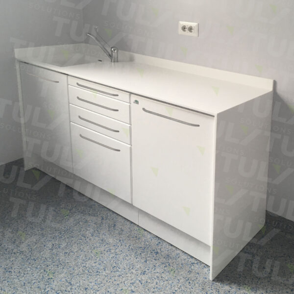 Composizione speciale in krion con lavello integrato al piano